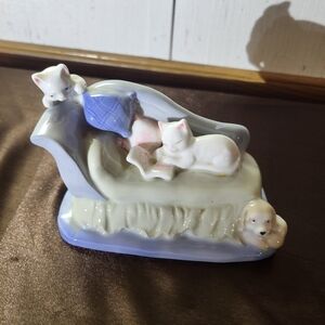 Vintage Porcelain Brinn Pittsburgh Cat Figurine Excellent Condition No Chips